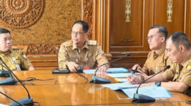 Rapat membahas rencana nonton bareng Piala Dunia 2026, dipimpin Asisten II Setda Provinsi Jambi dan Kepala Dinas Kominfo Provinsi Jambi, Senin.( poto ; infojambi.com)