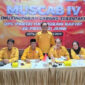 Ketua DPC Hanura Muaro Jambi, Ahmaddani Kusumah (berdiri).(poto: infojambi.com).