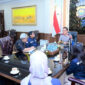 Kapolda Jambi, Irjen Pol Krisno Halomoan Siregar, menerima kunjungan kerja jajaran SKK Migas dan PetroChina International Jabung, Senin.(poto: infojambi.com).