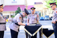Serah terima jabatan sekaligus pengambilan sumpah jabatan sejumlah pejabat utama dan kapolres jajaran Polda Jambi, Jumat (17/7/2026).(poto: infojambi.com).