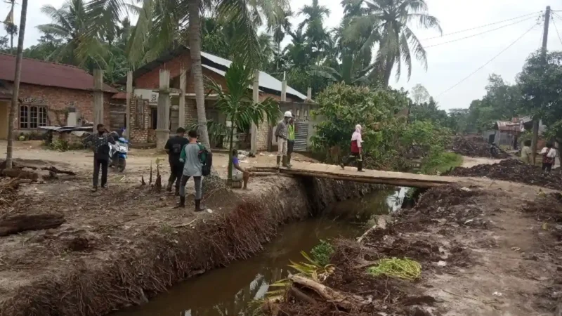 Salah satu dampak pemotongan Dana Desa, Desa Terusan Kecamatan Maro Sebo Ilir.( poto  : tribunjambi.com )