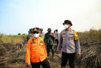 Kapolda Jambi Irjen Pol. Krisno Halomoan Siregar memimpin langsung kegiatan monitoring lapangan tersebut. Ia mendampingi Gubernur Jambi Al Haris serta Danrem 042/Gapu Brigjen TNI Nyamin pada Kamis (27/8/2026).(poto: jambilink.id).