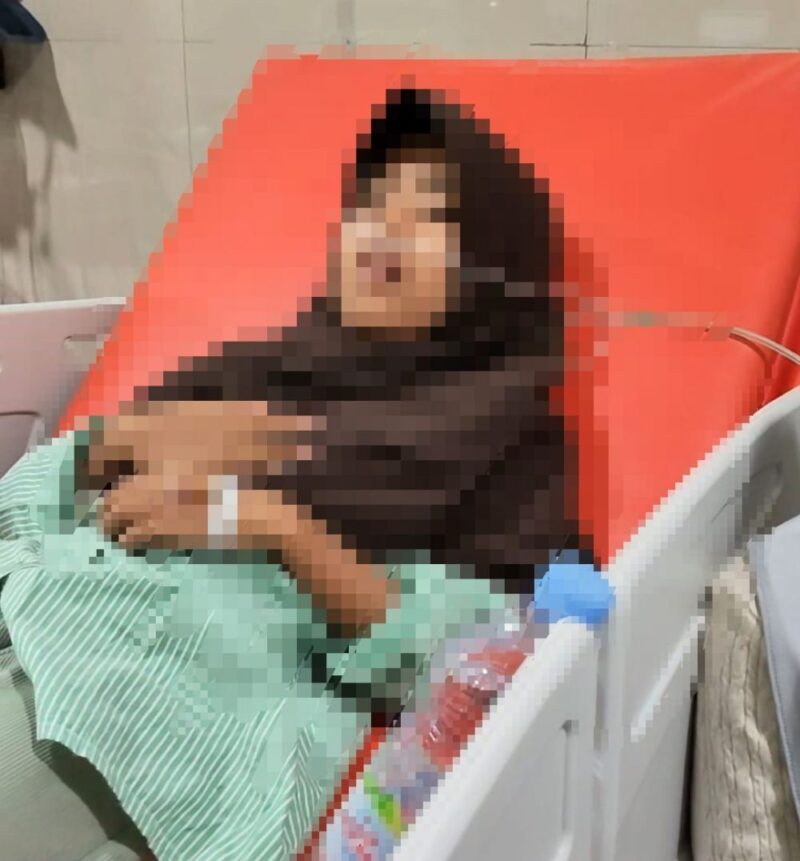 siswi Sekolah Rakyat Kota Jambi Tengah menjalani perawatan di RSUD Abdul Manap.(poto: jambiprima.com).