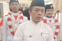 Gubernur Jambi Al Haris menyambut hangat kedatangan dua pelajar berprestasi yang menjadi Paskibraka Tingkat Nasional utusan Provinsi Jambi di Rumah Dinas Gubernur Jambi, Sabtu (22/8/2026).(poto: jamberita.com).