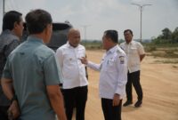 Gubernur Jambi Al Haris meninjau langsung lokasi penataan pembangunan Sekolah Rakyat Bungo dan Kompleks Perumahan BTN Bungo Green City pada Rabu (5/8/2026).(poto: jamberita.com).