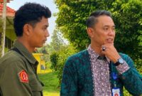 Rektor Universitas Islam Tebo Dr. Nurhuda meninjau langsung kondisi lingkungan dan fasilitas kampus menjelang pelaksanaan Ujian Akhir Semester (UAS).(poto: jambiprima.com).