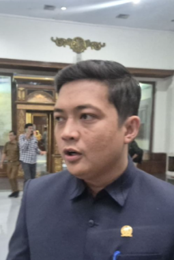 Pemerintah Pusat Salurkan Bantuan Armada dan 500 Sumur Bor Karhutla Jambi