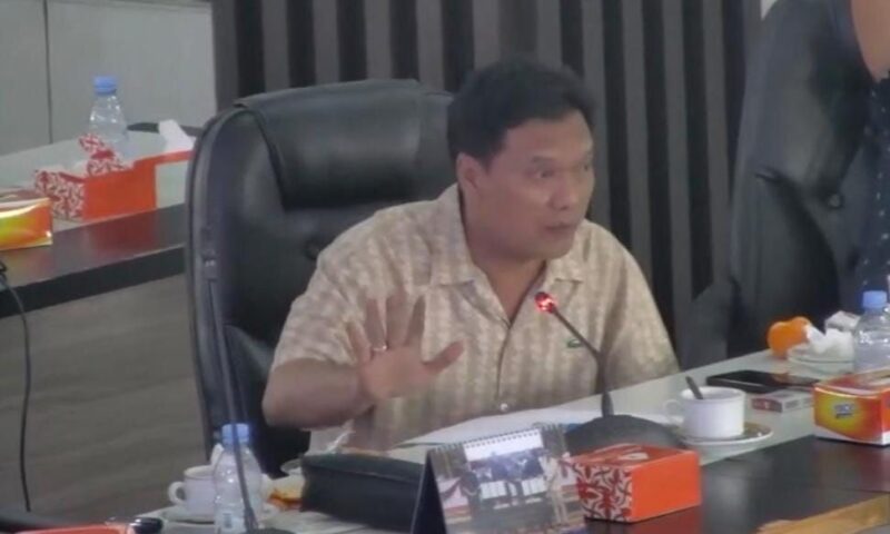 Anggota Badan Anggaran DPRD Jambi Abun Yani mendorong seluruh dinas untuk mengoptimalkan potensi pendapatan asli daerah.(poto: jamberita.com).