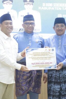Komitmen Berkelanjutan, PetroChina Jabung Serahkan Tiga Program CSR dan Raih TJSLP Award 2025