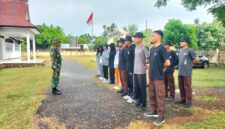 Satgas TMMD Ke-129 Kodim 0416/Bute menggelar pelatihan Paskibra TMMD Bungo bagi siswa-siswi tingkat SMA.(poto: jambiprima.com).