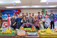 Keluarga besar Sinsen Group menggelar perayaan ulang tahun perusahaan.(poto: jamberita.com).