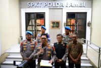 Jajaran Kepolisian Daerah Jambi resmi menjatuhkan sanksi pemecatan oknum polisi jambi yang terlibat perkara tindak pidana meninggalnya Brigadir EWS.(poto: jamberita.com).