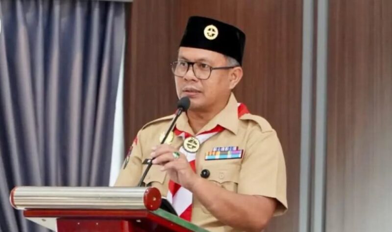 
POPULER 24 JAM
POPULER 7 HARI
1
Calon Paskibraka Tebo Mulai Dikarantina, Pengukuhan Dijadwalkan 15 Agustus
2
Karhutla Gambut 3 Hari, Gubernur Jambi Turun Langsung Padamkan Api
3
Satgas TMMD Angkat Tandon 5.300 Liter untuk Air Bersih Warga Tanjung Agung
4
Mustaharudin: Kemerdekaan Harus Diisi dengan Semangat Membangun Jambi
5
Jelang 17 Agustus, Akbar Distro Bungo Perbarui Stok, Kaos Oversize Paling Laris
Home ADVERTORIAL  Wabup Tebo Lepas Kontingen Pramuka Ikuti Jambore Nasional

Wabup Tebo Lepas Kontingen Pramuka Ikuti Jambore Nasional
Senin, 10 Agustus 2026 - 14:01:47 WIB - Dibaca: 13 kali

Wakil Bupati Tebo Nazar Efendi saat memberikan arahan kepada Kontingen Gerakan Pramuka Kwarcab Tebo sebelum mengikuti Jambore Nasional di Pendopo Rumah Dinas Bupati Tebo, Minggu (9/8/2026). Foto: Subahan
Wakil Bupati Tebo Nazar Efendi saat memberikan arahan kepada Kontingen Gerakan Pramuka Kwarcab Tebo sebelum mengikuti Jambore Nasional di Pendopo Rumah Dinas Bupati Tebo, Minggu (9/8/2026).(poto: jambiprima.com).