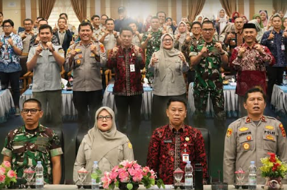 Sekretaris Daerah Kota Sungai Penuh, Alpian, membuka Rapat Koordinasi Percepatan Swasembada Pangan Berbasis Pertanian Modern.(poto: istimewa).