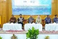 Bupati Bungo H. Dedy Putra bersama Wakil Ketua Komite IV DPD RI Dra. Elviana, M.Si duduk di barisan depan saat mengikuti Workshop Evaluasi Pengelolaan Keuangan dan Pembangunan Desa Tahun 2026.(poto: jambiprima.com).