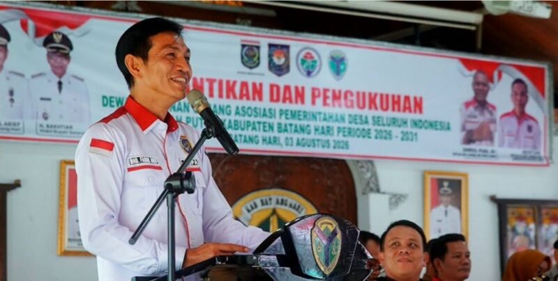 Bupati Batang Hari Mhd. Fadhil Arief resmi menghadiri agenda pengukuhan pengurus DPC APDESI Merah Putih Kabupaten Batang Hari masa bakti 2026-2031.(poto: jambiprima.com).