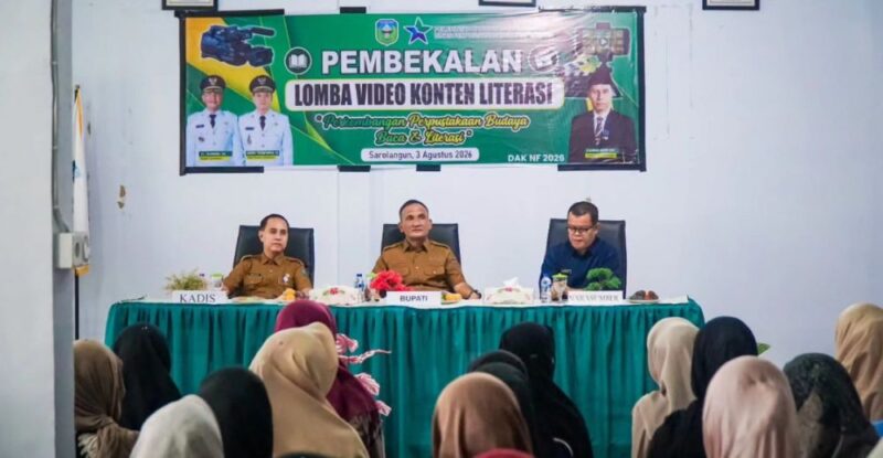 Bupati Sarolangun membuka Lomba Video Konten Literasi Tahun 2026 di Aula Dinas Perpustakaan dan Arsip Daerah Kabupaten Sarolangun, Senin (3/8/2026).(poto: jambiprima.com).