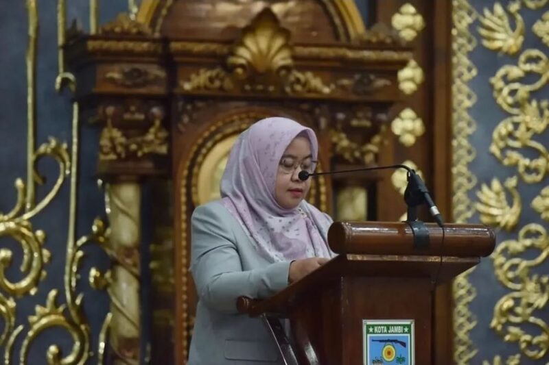 Plt. Sekretaris DPRD (Sekwan) Kota Jambi, Feny Nivertity.(poto: jambiprima.com).