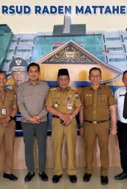 Wagub Abdullah Sani Tinjau RSUD Raden Mattaher untuk Pastikan Layanan Kesehatan Humanis