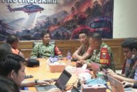 Komandan Korem 042/Gapu Brigjen TNI Nyamin mengecek langsung kesiapan Posko Udara Satgas Karhutla di Kecamatan Jambi Selatan, Kelurahan Pal Merah, Kota Jambi, Jumat (28/8/2026).(poto: jamberita.com).