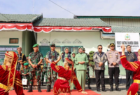 Wali Kota Sungai Penuh Alfin, S.H., menyambut kunjungan kerja Komandan Korem 042/Garuda Putih Brigjen TNI Nyamin, S.I.P., M.M., pada Kamis (20/8).(poto: istimewa).