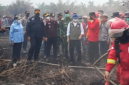 Kepala Kejaksaan Tinggi Jambi Sugeng Hariadi bersama Menteri Kehutanan Raja Juli Antoni memimpin langsung koordinasi darurat tersebut pada Selasa (25/8/2026).(poto: istimewa).