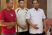 Wakil Ketua Komisi IV DPRD Kota Jambi, Fahrul Ilmi, mengambil langkah tegas dengan menemui langsung keluarga korban.(poto: metrojambi.com)
