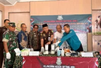 Kejaksaan Negeri Batang Hari menggelar agenda pemusnahan barang bukti inkracht dari puluhan perkara pidana pada Kamis (6/8/2026).(poto: metrojambi.com).