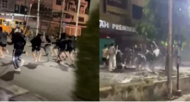 Potongan video bentrokan antar geng remaja di depan kawasan WTC Pasar Jambi, Sabtu dini hari (15/8/2026).(poto: jambione.com).