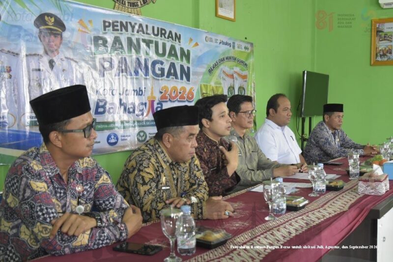 Wakil Wali Kota Jambi Diza Hazra Aljosha(tengah).(poto: jambilink.id).
