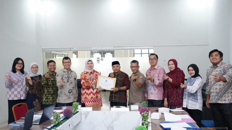 Kantor Wilayah Kementerian Hukum Jambi menggelar rapat harmonisasi Ranperbup Grand Desain Kependudukan Kabupaten Merangin Tahun 2025–2045.(poto: jambilink.id).