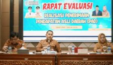 Bupati Merangin M. Syukur menyampaikan teguran keras terkait rendahnya realisasi PAD Kabupaten Merangin pada pertengahan tahun 2026.(poto: meranginkab.go.id).