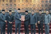 Dewan Perwakilan Rakyat Daerah (DPRD) Kabupaten Merangin bersama Pemerintah Kabupaten Merangin resmi menandatangani Nota Kesepakatan KUA-PPAS APBD 2027.(poto: meranginkab.go.id).