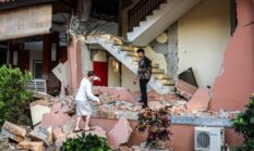 Evakuasi Korban Terjebak Gempa NTT Terus Berjalan