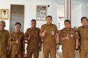 Bupati Merangin H M Syukur resmi melepas tiga kepala desa berangkat Tiongkok dari lobi Kantor Pemberdayaan Masyarakat Desa Merangin pada Senin, 7 September 2026.(poto: kominfo).