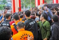 KPK menetapkan dan menahan delapan tersangka kasus korupsi Kementerian ATR/BPN dengan menyita total barang bukti senilai Rp106,3 miliar.(poto: jamberita.com).