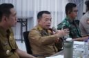 Gubernur Jambi Al Haris memimpin rapat monitoring dan evaluasi penanganan karhutla Batang Hari pada Selasa, 8 September 2026.(poto: jamberita.com).