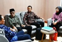 Wakil Bupati Batang Hari, H. Bakhtiar, memimpin langsung pertemuan teknis tersebut bersama Direktur Warisan Budaya Kementerian Kebudayaan RI, Agus Widiatmoko.(poto: jamberita.com).