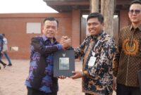 Gubernur Jambi Al Haris secara resmi membuka forum High Level Meeting Tim Percepatan dan Perluasan Digitalisasi Daerah di Museum Sriwijaya Dharmakirti, Kabupaten Muaro Jambi, Jumat (4/9/2026).(poto: jamberita.com).