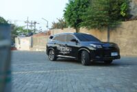 Teknologi Automatic Parking Assist DFSK E5 Plus memudahkan parkir otomatis lewat sensor sonar dan kamera 360.(poto: kompas.com).