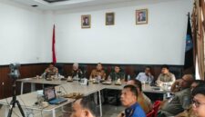 Rakor Penanggulangan Puncak Karhutla bersama Menko Politik dan Keamanan secara virtual pada Senin (7/9).(poto: kominfo).