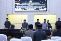 Wakil Wali Kota Sungai Penuh Azhar Hamzah menghadiri Rapat Paripurna Ketiga Masa Persidangan Kesatu DPRD Kota Sungai Penuh pada Kamis (17/9).(poto: istimewa).