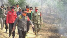 Kasiops Korem 042/Gapu Kolonel Inf Wahyu Alfiyan Arisandi mendampingi Gubernur Jambi Dr. H. Al Haris meninjau lokasi Taman Hutan Raya Sultan Thaha Syaifuddin, Kabupaten Batang Hari, pada Jumat (4/9/2026).(poto: jamberita.com).