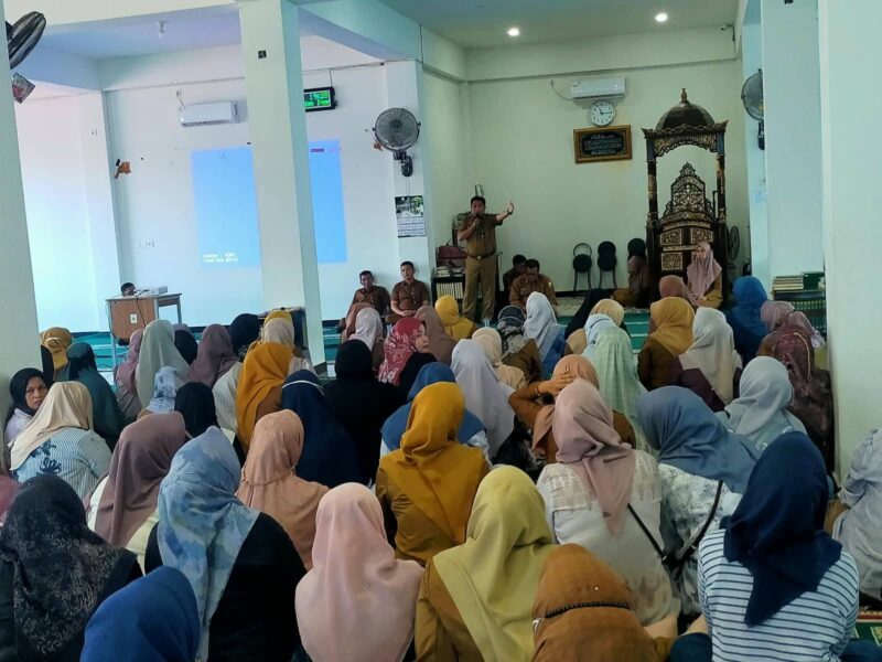 SMA Negeri 1 Kota Sungai Penuh menggelar acara sosialisasi TKA Sungai Penuh bersama wali murid kelas XII.(poto: istimewa).