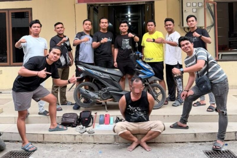 Satreskrim Polres Bungo berhasil mengamankan seorang pria berinisial JY yang menjadi tersangka utama dalam kasus pencurian dengan kekerasan di kawasan Perumahan Bungo Persada Indah.(poto: jambiprima.com).