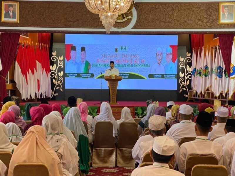 Ketua DPD Partai Gerindra Provinsi Jambi, Dr. Ir. H. A. R. Sutan Adil Hendra, M.M., memacu langkah regenerasi petugas haji muda demi memperkuat tata kelola penyelenggaraan ibadah haji.(poto: jamberita.com).