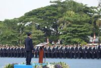 Bupati Muaro Jambi Dr. Bambang Bayu Suseno menghadiri langsung pelantikan 736 mahasiswa menjadi perwira transportasi darat di lapangan Politeknik Transportasi Darat Indonesia (PTDI-STTD), Bekasi, Sabtu (12/9/2026).(poto: jambiprima.com).