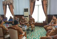 Bupati Merangin, M. Syukur, mengumumkan secara langsung keputusan strategis tersebut usai memimpin rapat koordinasi lintas sektor di ruang kerjanya pada Senin (7/9).(poto: kominfo).