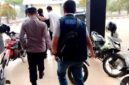 Unit Reskrim Polsek Tebo Tengah bersama Satreskrim Polres Tebo mengamankan seorang Aparatur Sipil Negara (ASN) berinisial EW dari ruang kerjanya pada Senin (14/9/2026).(poto: jambiprima.com).
