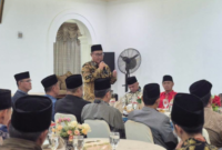 Wali Kota Sungai Penuh, Alfin, S.H., menerima kunjungan silaturahmi sejumlah tokoh masyarakat di Rumah Dinas Wali Kota pada Senin (28/9).(poto: istimewa).